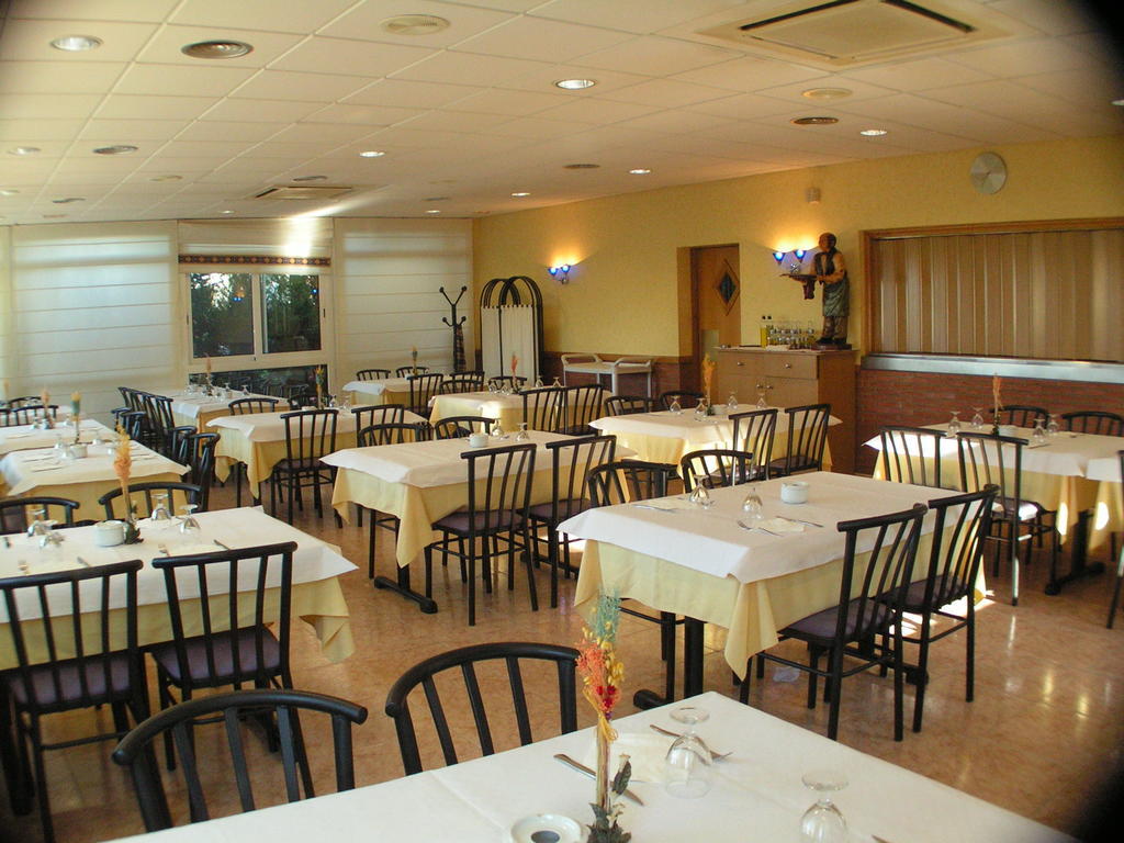 Hotel Zaytun Mequinenza Exterior photo